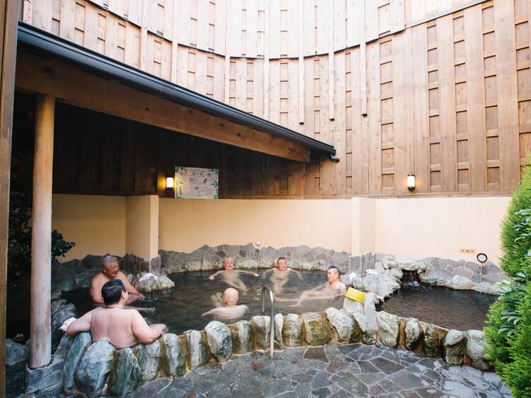 LATE NIGHT: Soak under the Skytree
