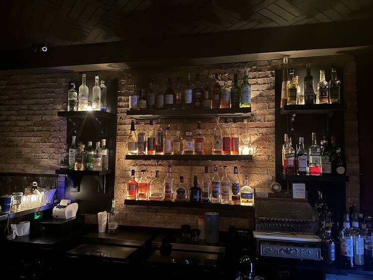 The Blind Pig, Manila