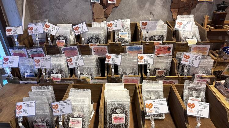 Rias Coffee Roastery Lab：推廣咖啡文化