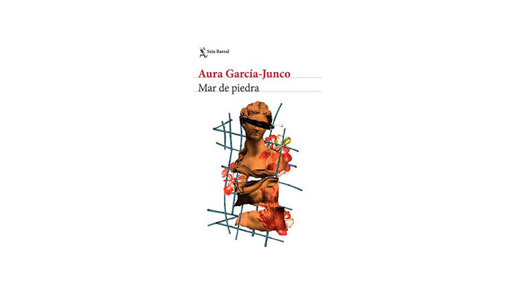 Mar de piedra, Aura García-Junco