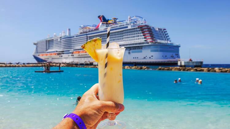 Cruise ship