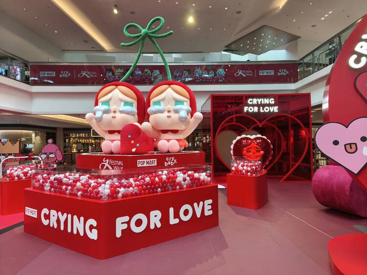 Crybaby 香港限定店首登場 Pop Mart x 又一城 Crybaby 打卡位、自拍亭、周邊產品 Crybaby 香港限定店首登場 Pop Mart x 又一城 Crybaby 打卡位、自拍亭、周邊產品