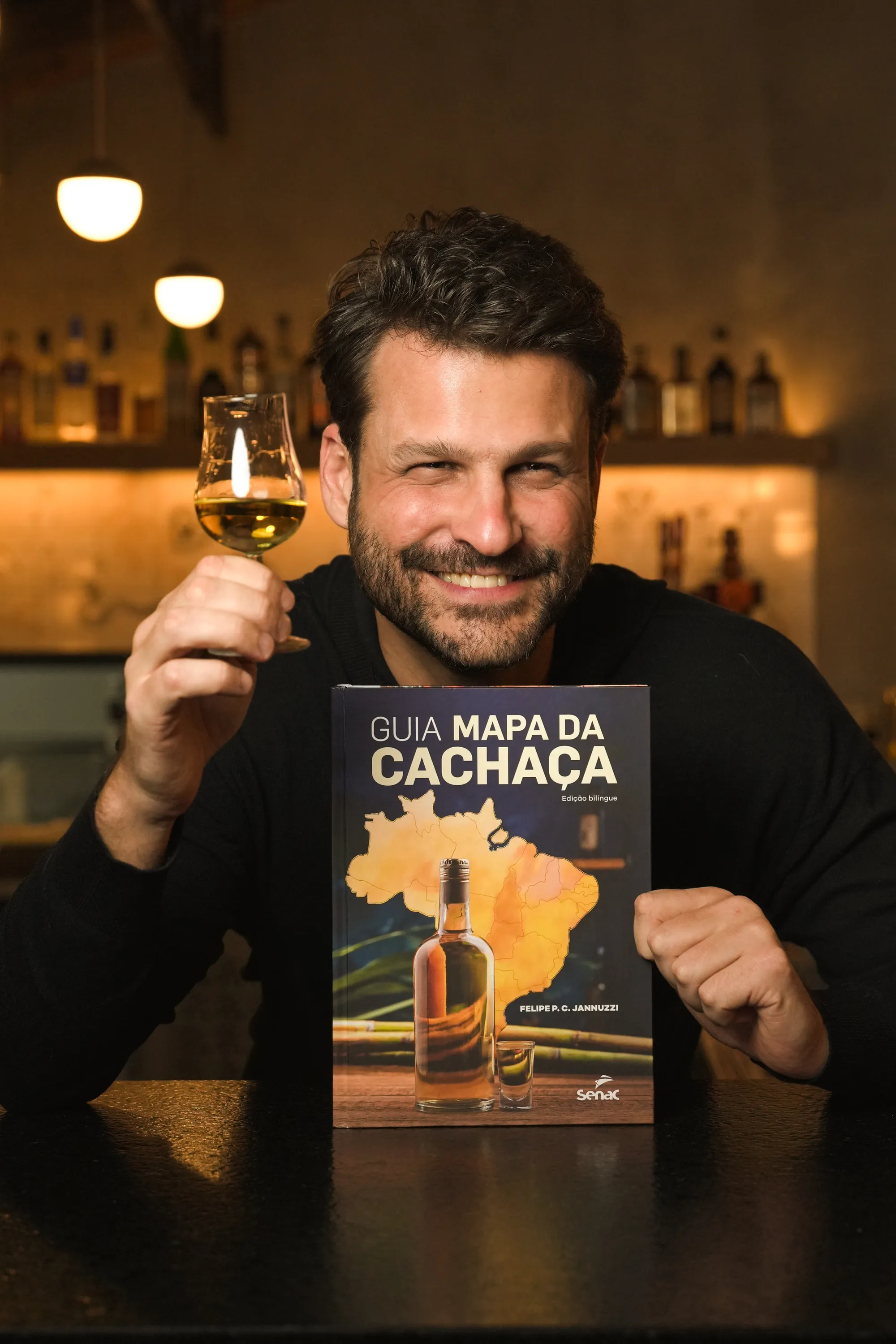 Felipe Jannuzzi é o autor da obra