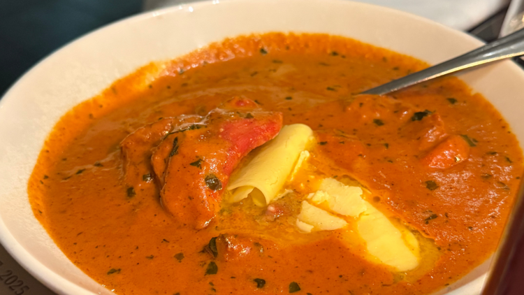 Butter chicken at Delhi 'O' Delhi
