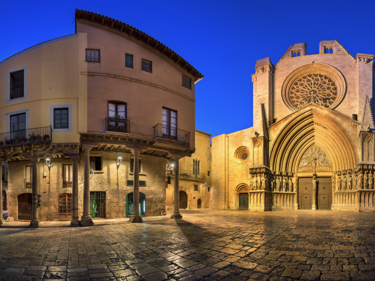 Esta impresionante catedral catalana estrena un mapping con música de Hans Zimmer y Bach que se puede ver hasta septiembre
