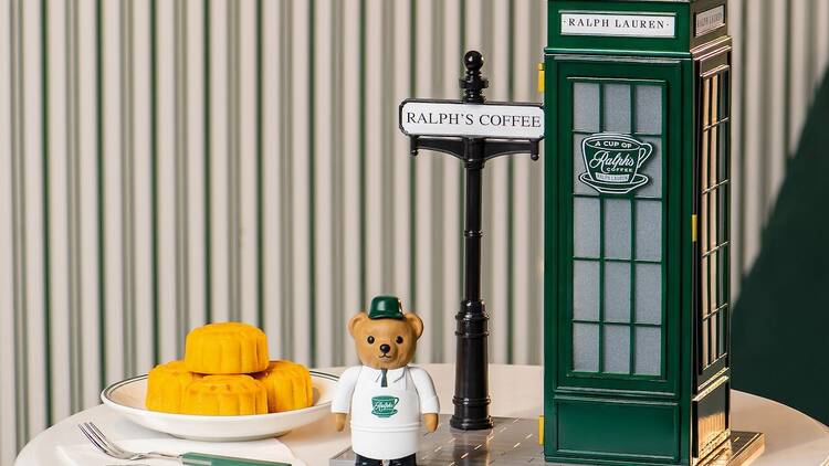 Ralph’s Coffee： 經典電話亭月餅禮盒
