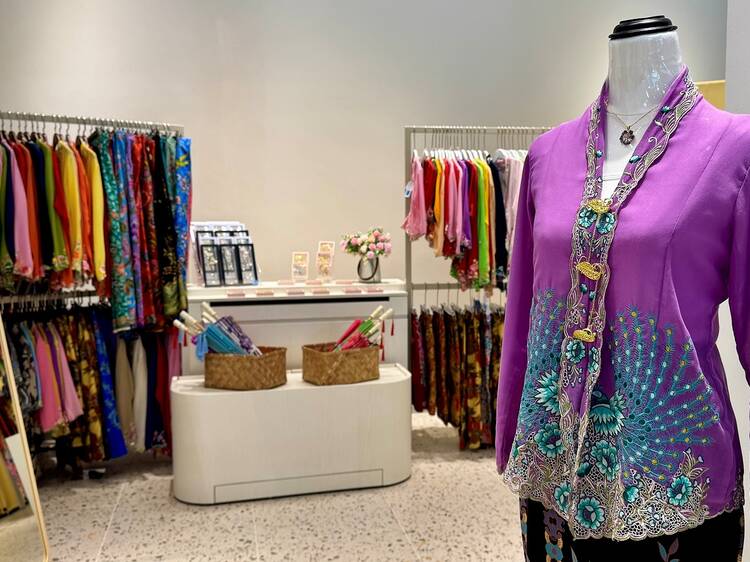 Peranakan Dress-Up