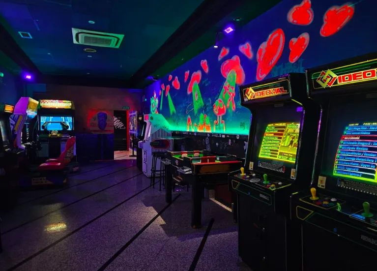 next level, arcade