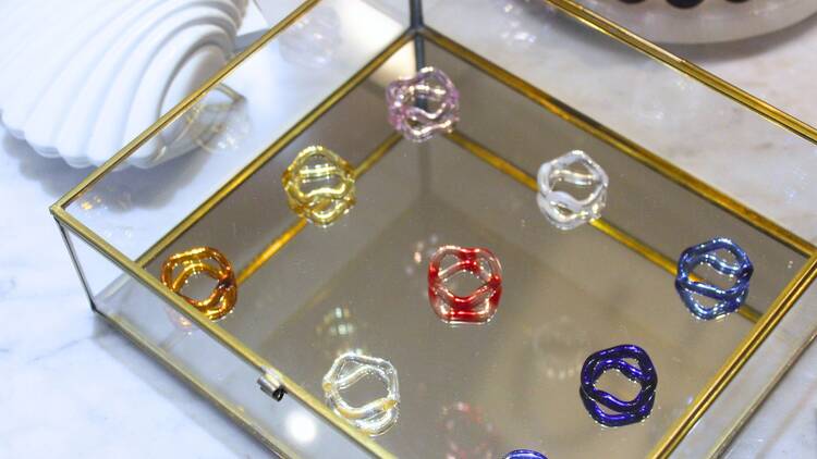 Anillos de vidrio en Studio conchita