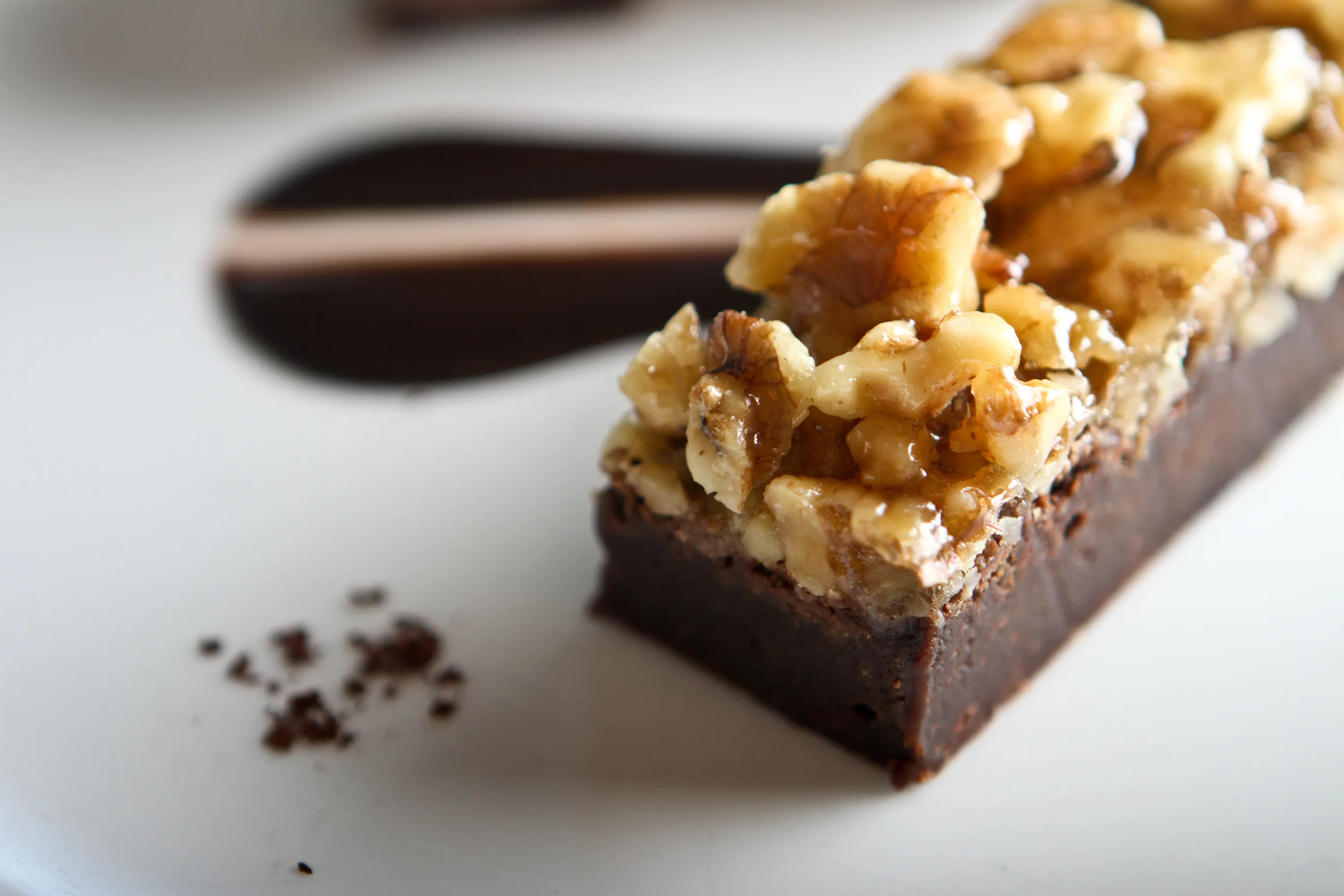 Brownie with walnuts