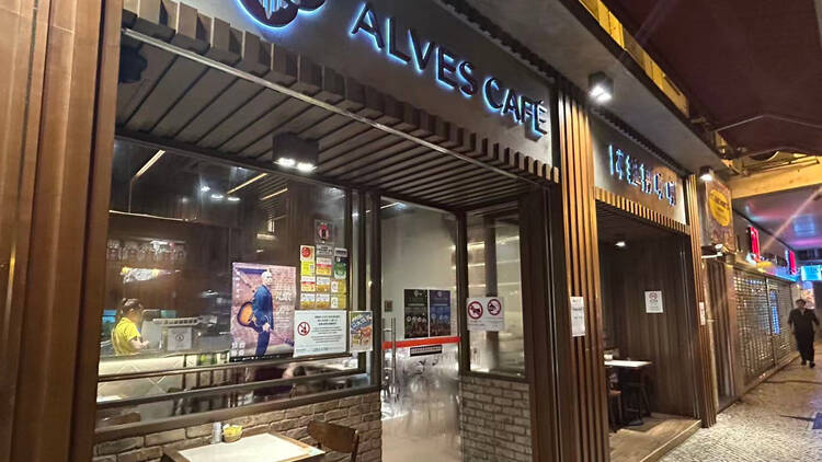 Alves Cafe