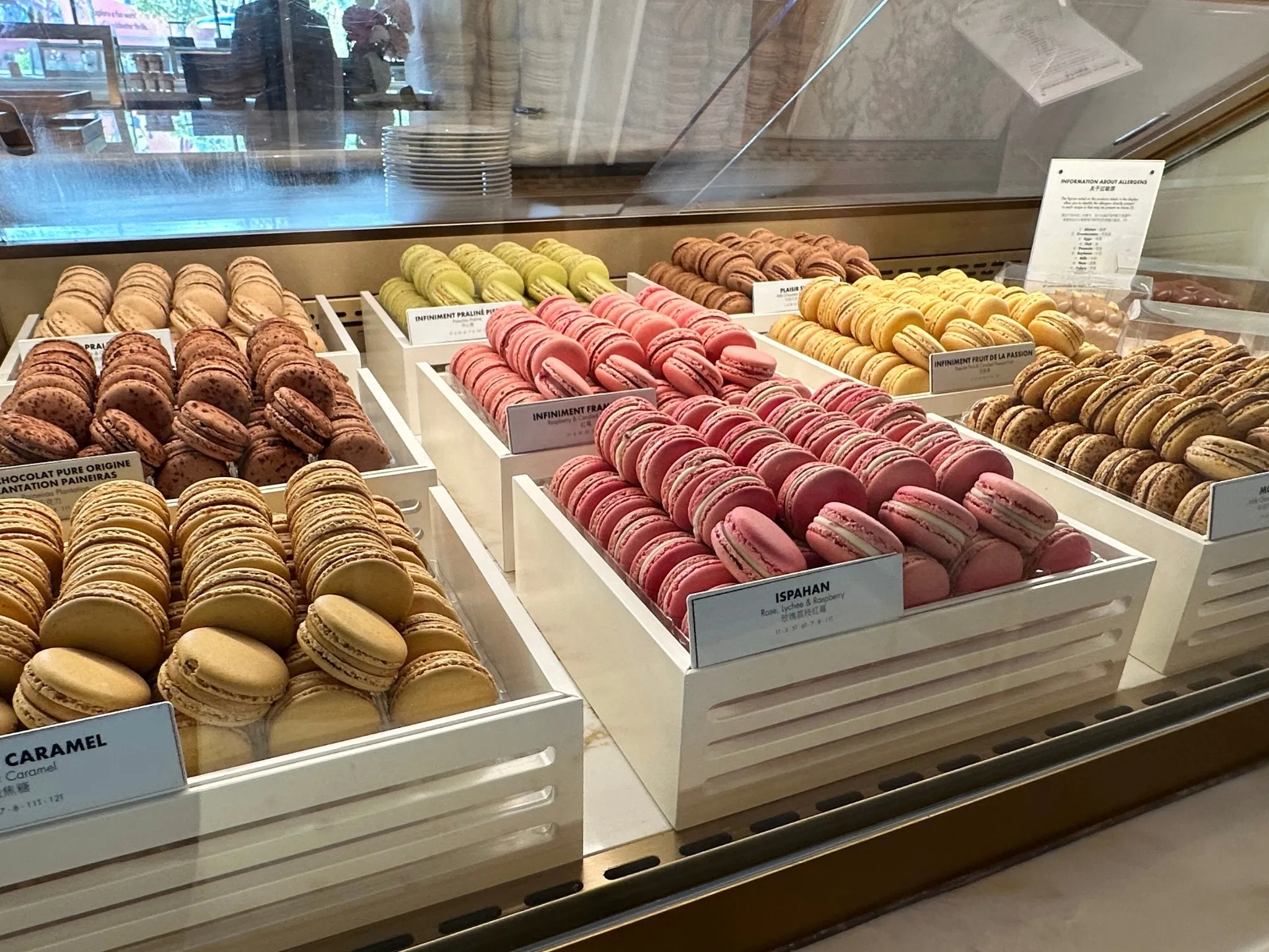 Pierre Hermé Singapore macarons