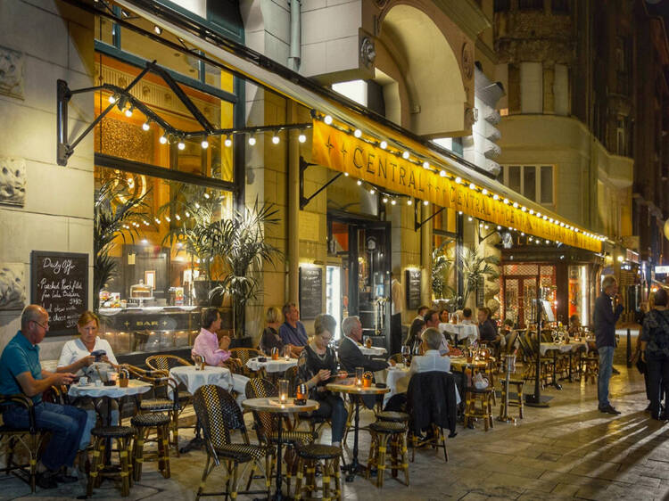 Centrál Kávéház és Étterem