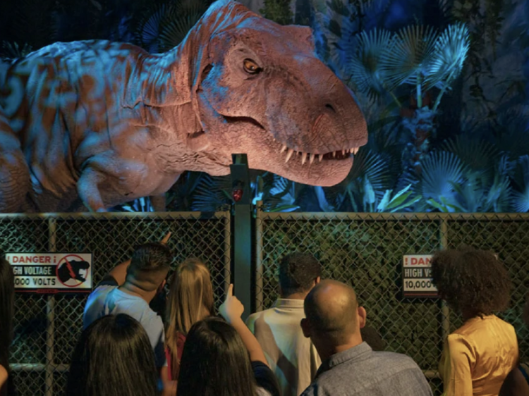 Jurassic World: The Experience