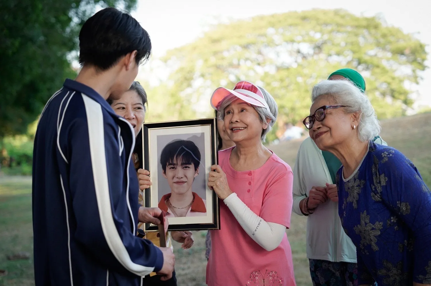 ซองแดงแต่งผี