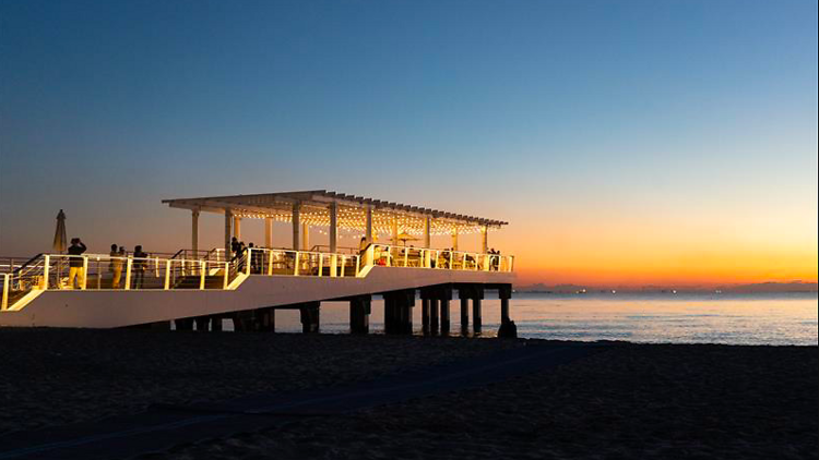 SUNSET BEACH CLUB DJ PARTY 