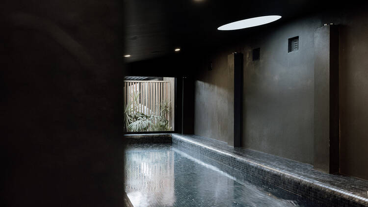 Aqua Ignis bath house