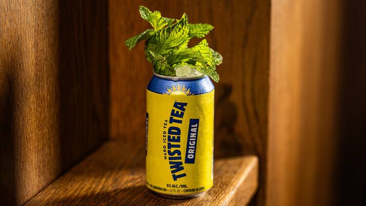 A Twisted Tea with mint