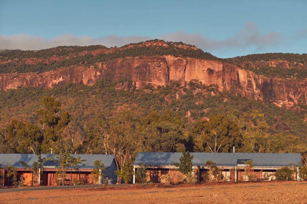 Outback lodge under mountain