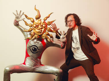 タローマンと監督の藤井亮 タローマンと監督の藤井亮