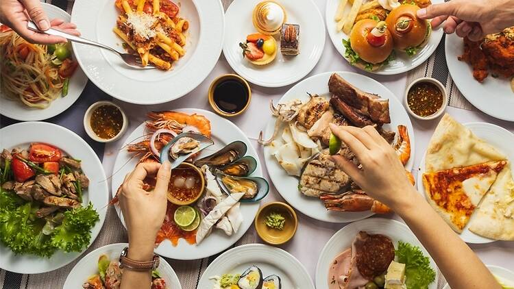 Beach club Sunday brunch 