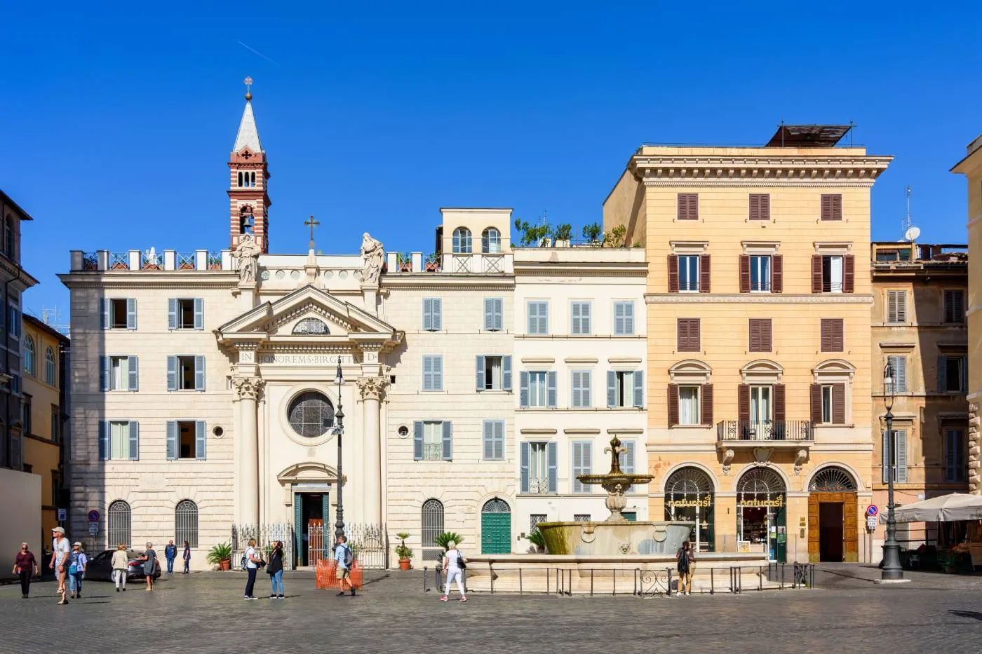 Piazza Farnese, Rome