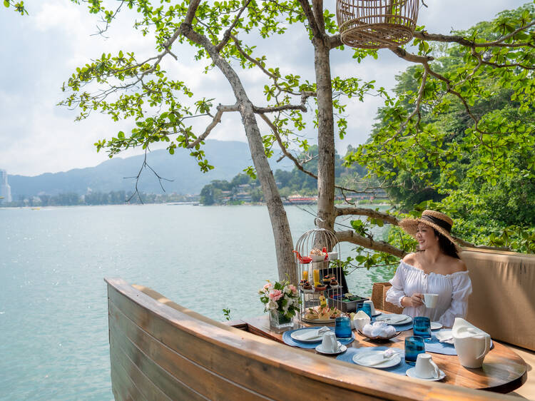 Make time for a long lunch