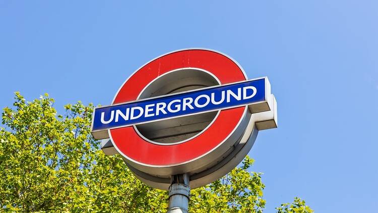 London Underground roundel