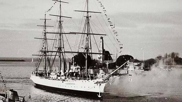 Un museo flotante en la Fragata Sarmiento