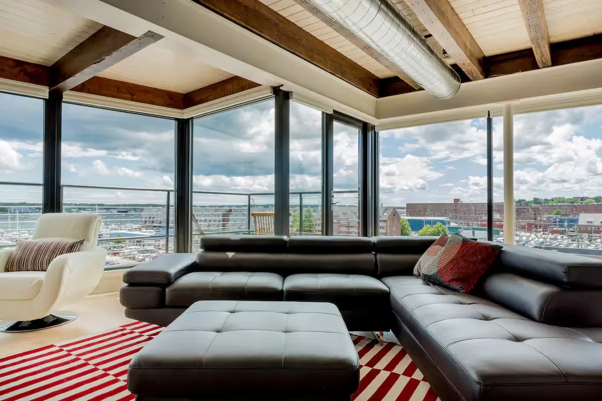 Waterfront Two Master Suite Penthouse with Rooftop, Portland