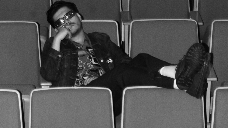 Walter Esaú llega al Foro Indie Rocks