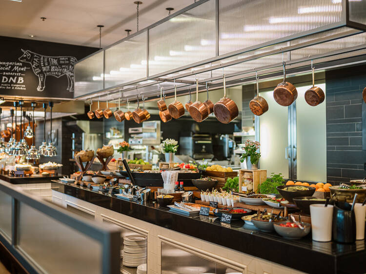 DNB, Budapest Marriott Hotel