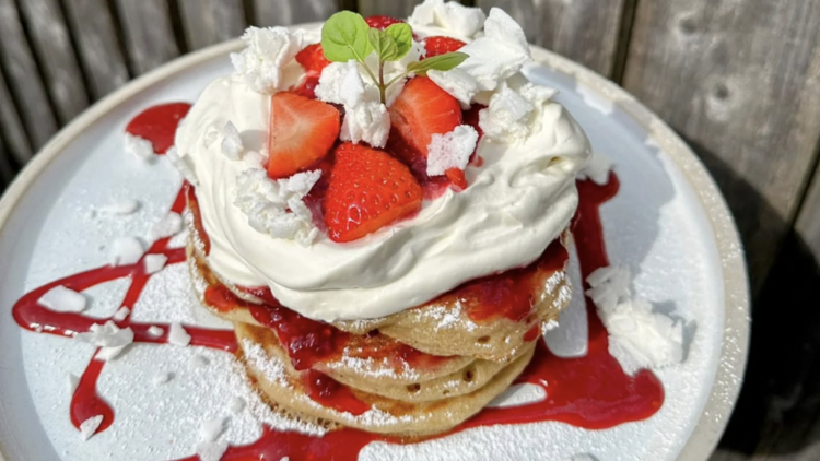 Eat brunch at Green Routes