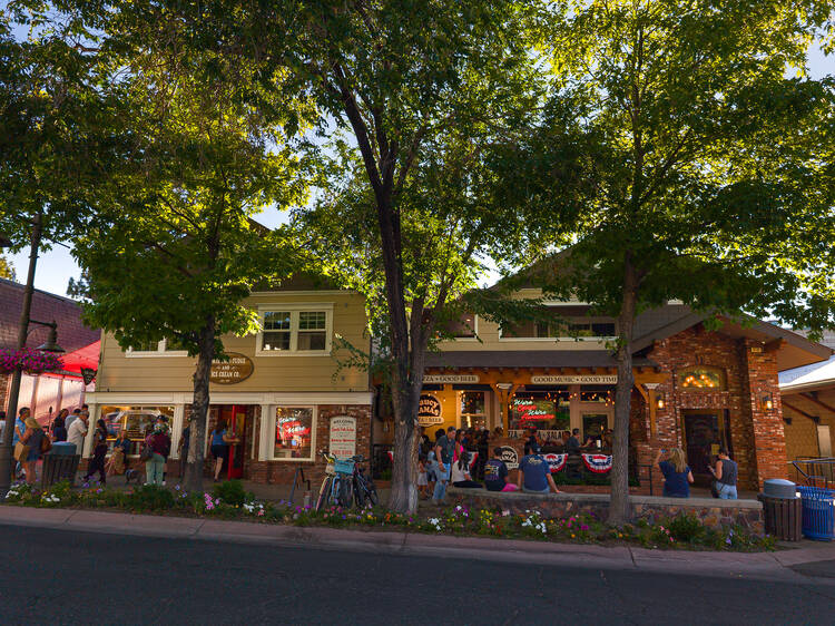 Eat, drink, shop and stroll in the Village at Big Bear Lake