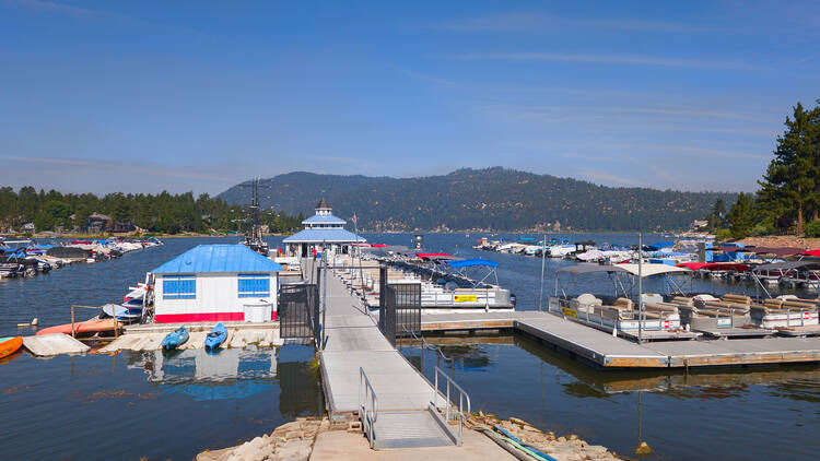 Explore Big Bear Lake by boat