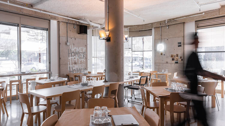 Homer Rouge Taverna