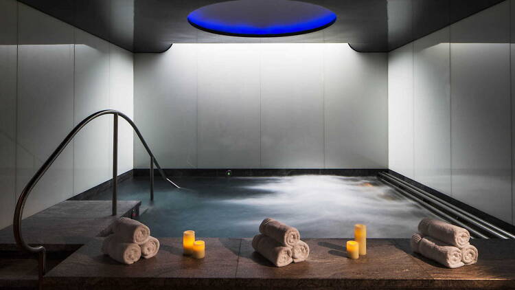 Four Seasons Hotel