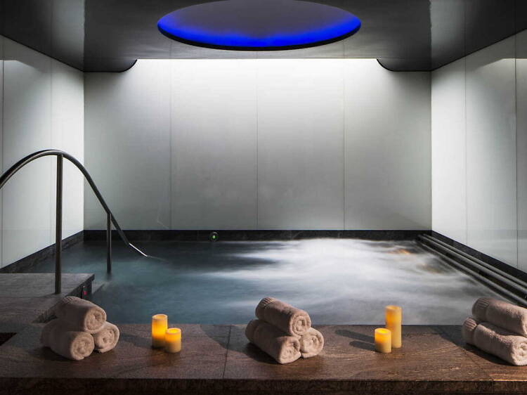 Four Seasons Hotel