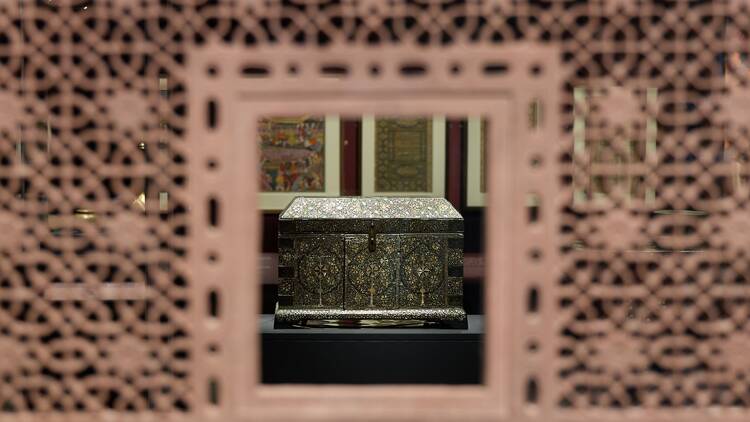 Treasures of the Mughal Court HKPM