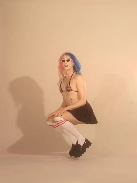 Jasmine.4.t press shot