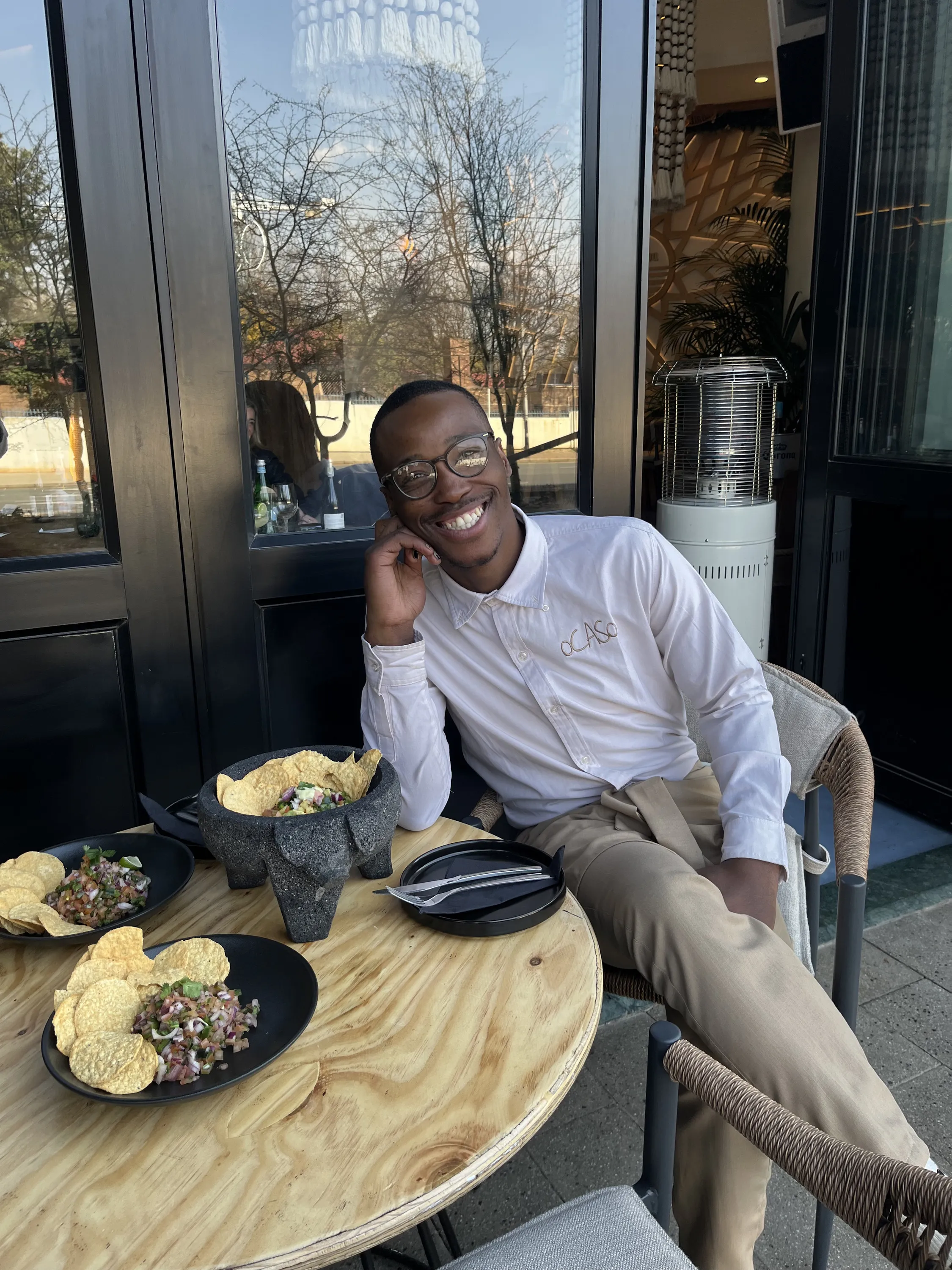 Thabo Ferguson serving good food and good vibes at Ocaso Rosebank.