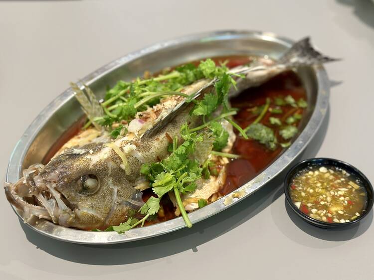 Hee Hee Steamed Fish & Seafood