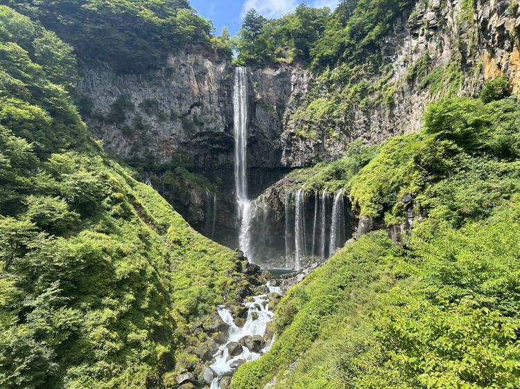 華厳滝