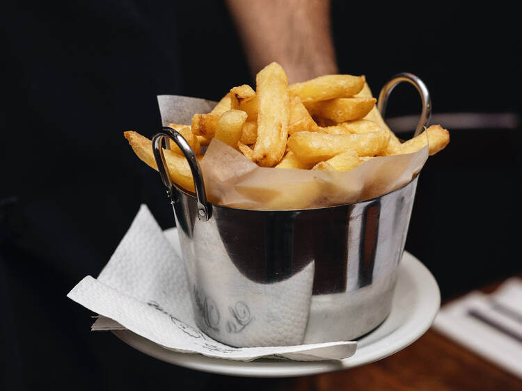 Menú especial en La Dorita por el Día Mundial de la Papa Frita