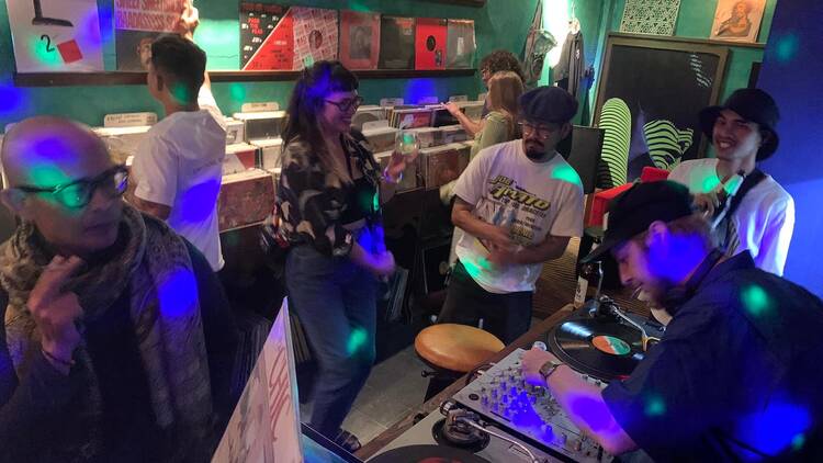 Deaf Shop