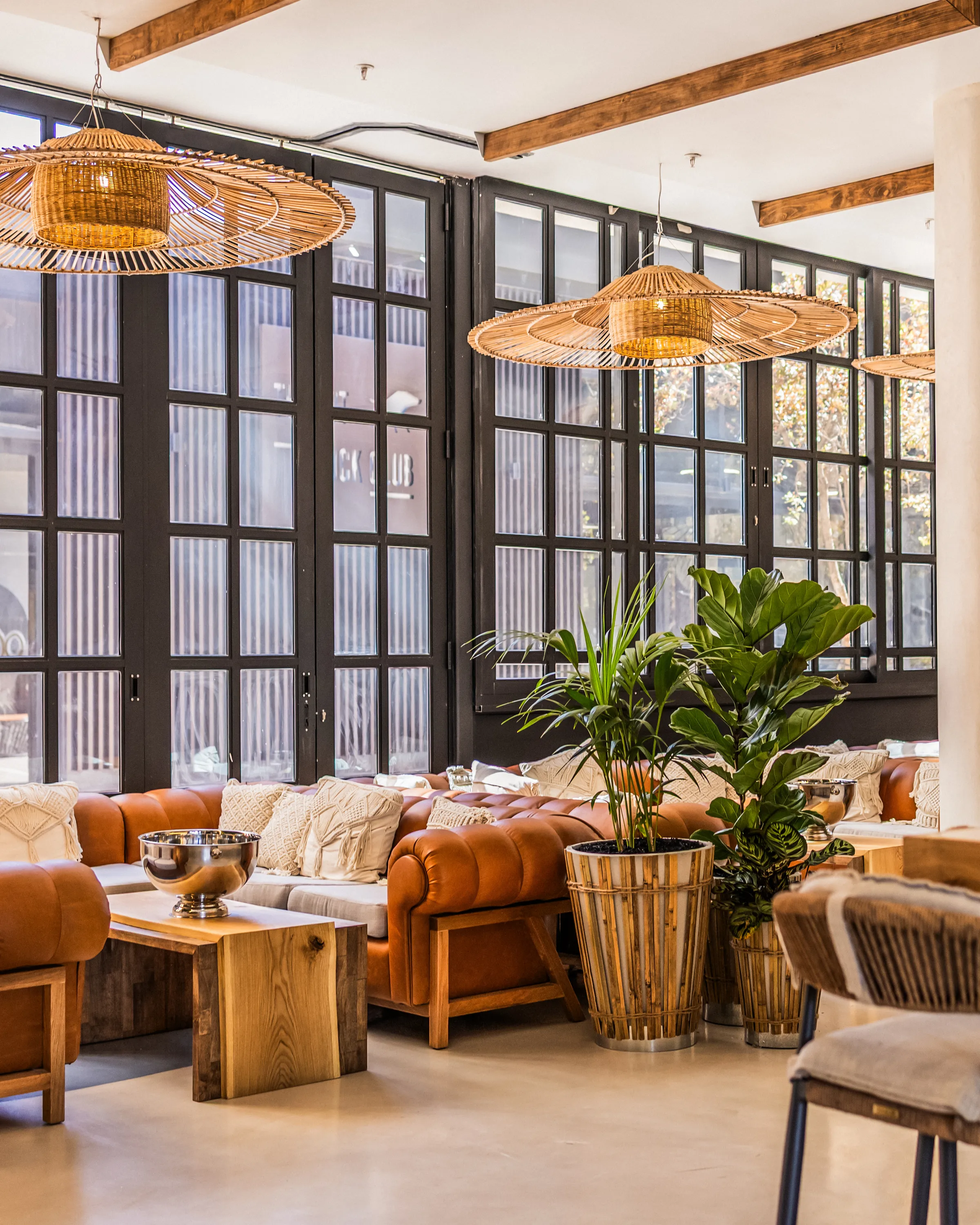 Ocaso's interior