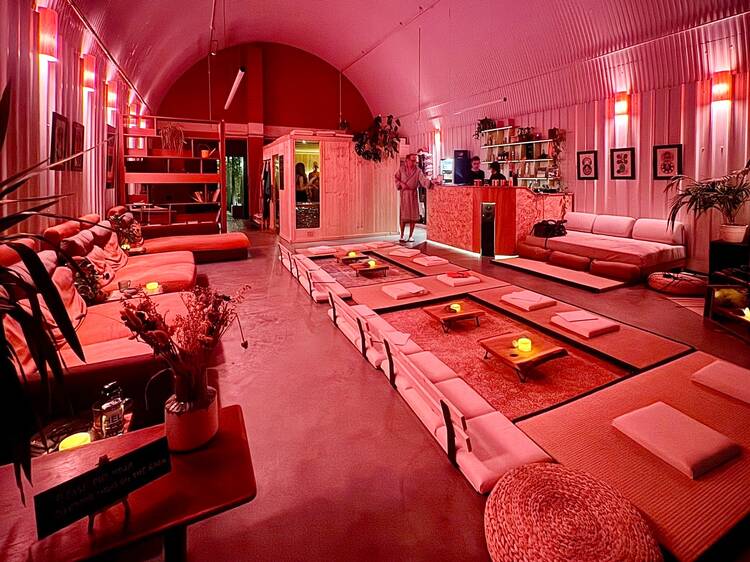 Have a big night out at a sauna