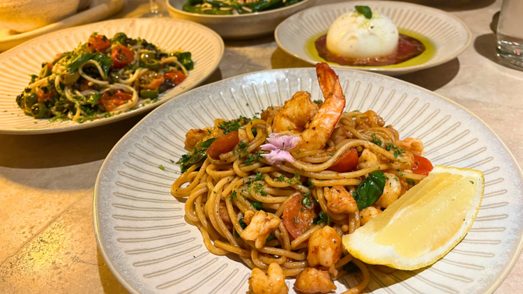 Casa Restaurant