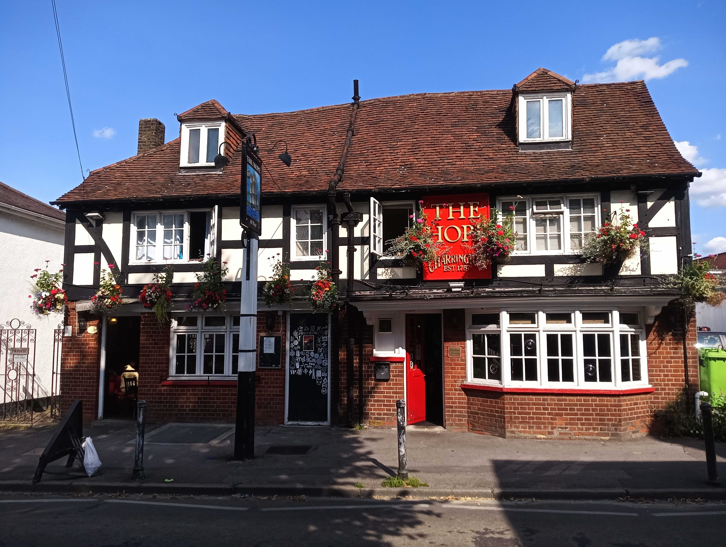 The best pub in London has been crowned for 2025