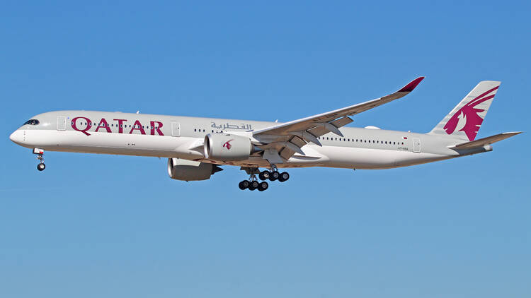 Qatar Airways plane